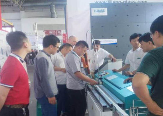 SUS Hot Melt Adhesive Machine สำหรับ IG Glass Double Glass Processing