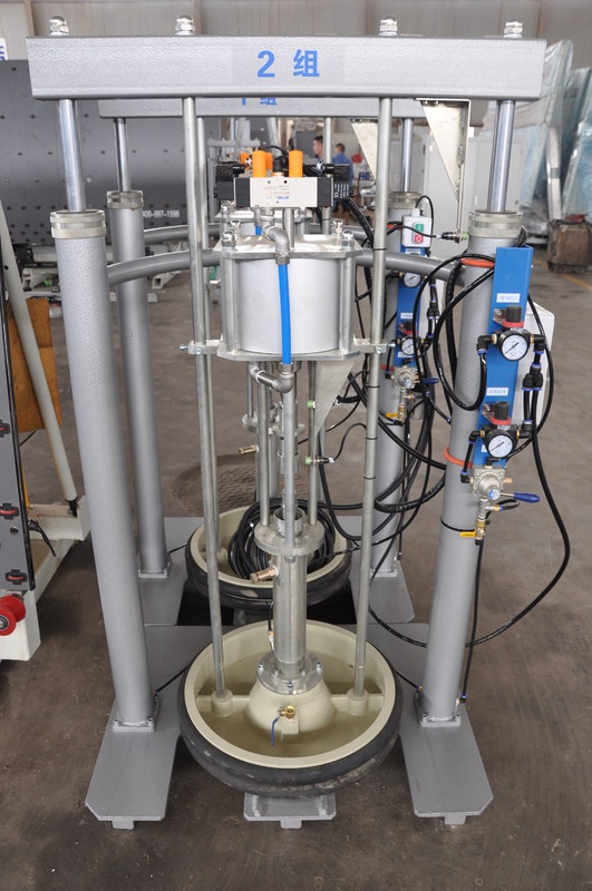 Max Glass Szie 2500 * 4500mm แนวตั้งเครื่องกระจกฉนวน / เครื่องแก้วคู่หุ่นยนต์ปิดผนึก