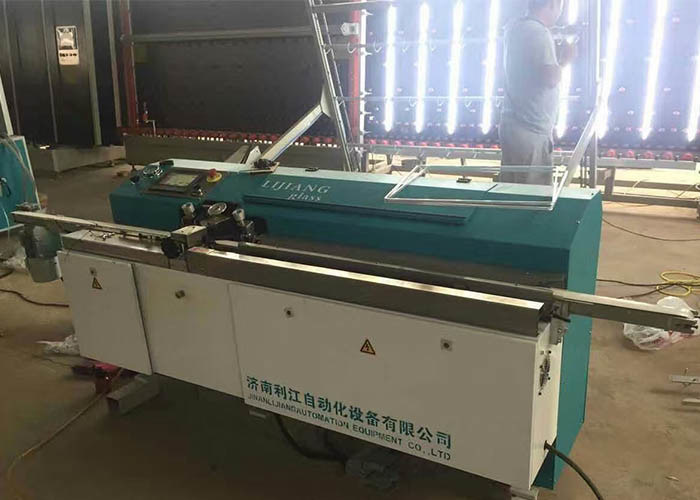 ถังใหญ่ฉนวนสายการผลิตเครื่องอัดรีดบิวทิลอัตโนมัติประสิทธิภาพในการทำงานสูง