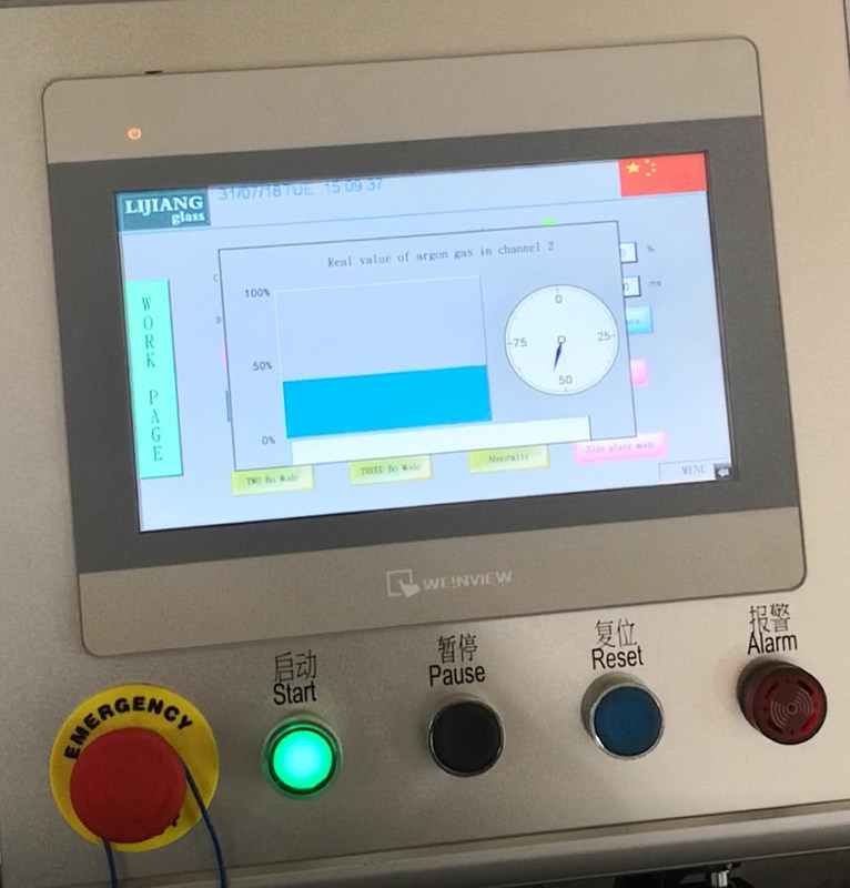 เครื่องตัดกระจกฉนวนสายการผลิตแก้วที่ใช้ในการผลิตฉนวนแก้ว