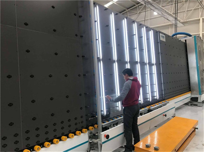 สายการผลิตกระจกฉนวนแบน 3-15 มม. พร้อมแปรงซักผ้านุ่ม E ต่ำ 3 คู่